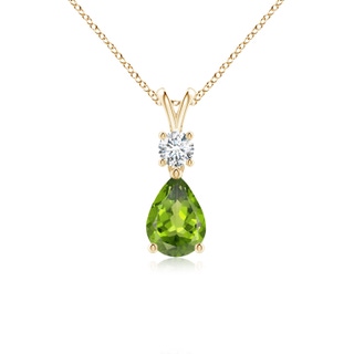 7x5mm AAA Pear-Shaped Peridot V-Bale Pendant in Yellow Gold