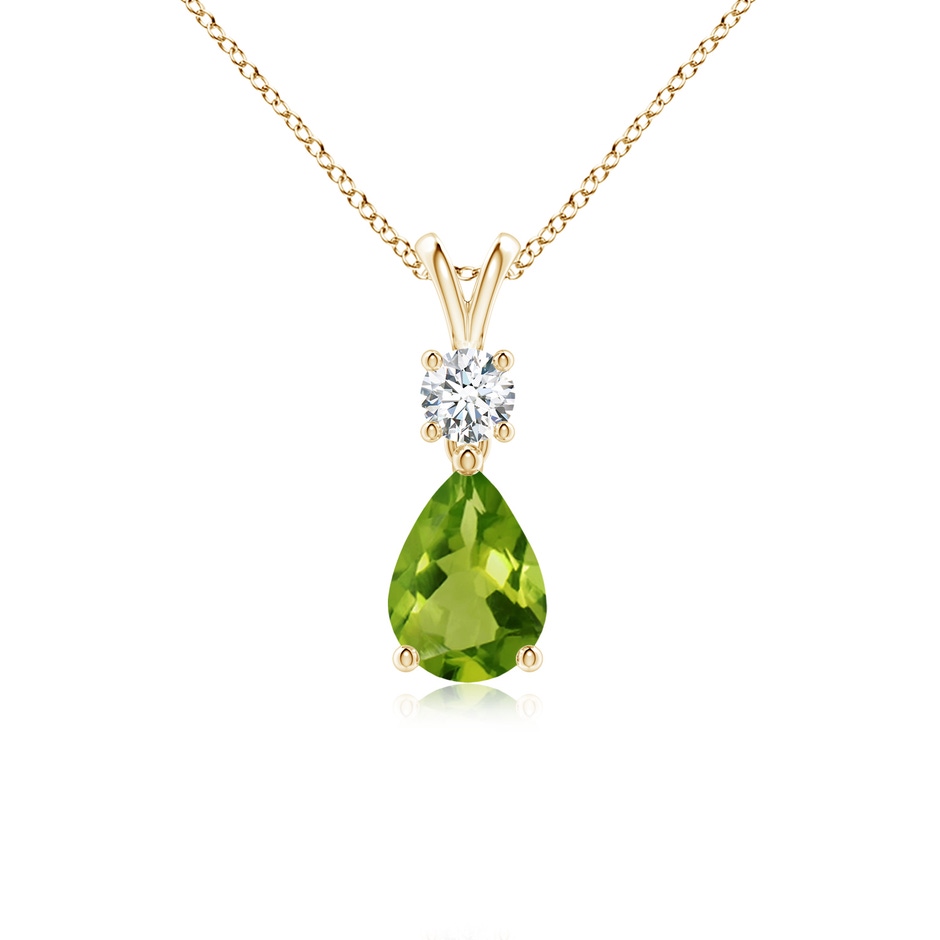 7x5mm AAAA Pear-Shaped Peridot V-Bale Pendant in Yellow Gold 