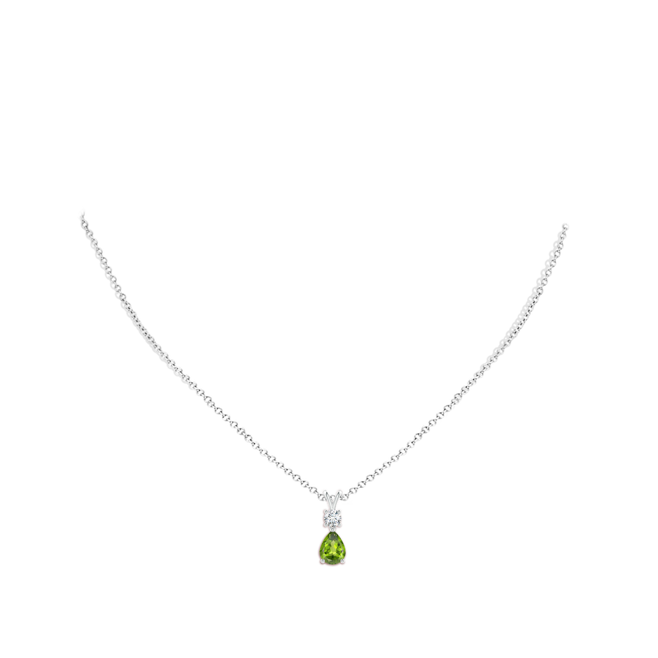 8x6mm AAA Pear-Shaped Peridot V-Bale Pendant in White Gold body-neck