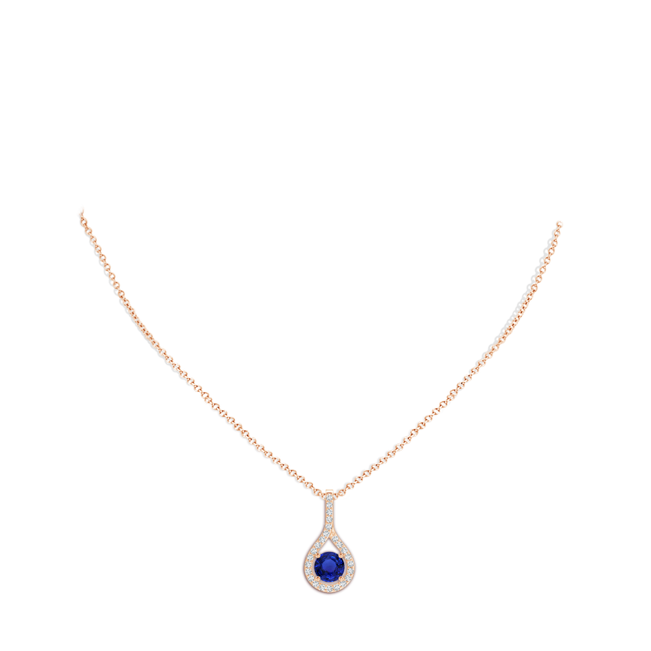 7.87x7.87x4.57mm AAAA GIA Certified Floating Blue Sapphire Round Pendant with Diamonds in Rose Gold pen