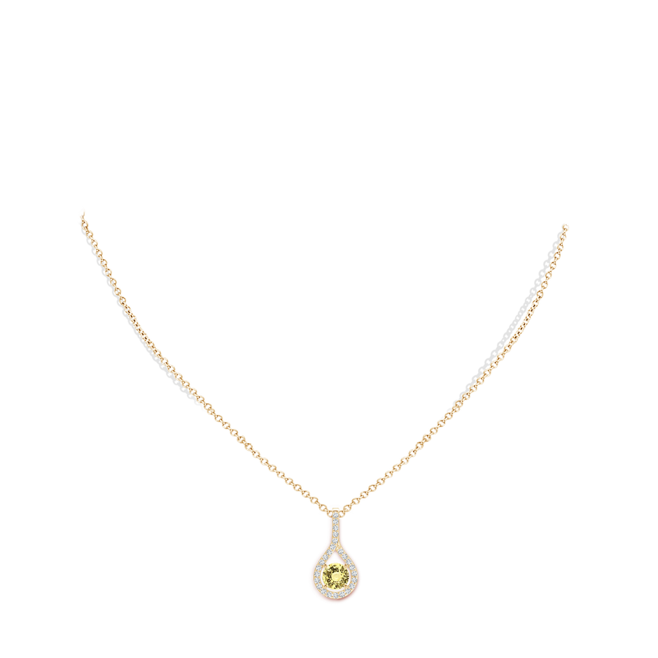 8.65-8.76x5.51mm AAA Floating GIA Certified Yellow Sapphire Drop Pendant with Diamonds in Yellow Gold pen