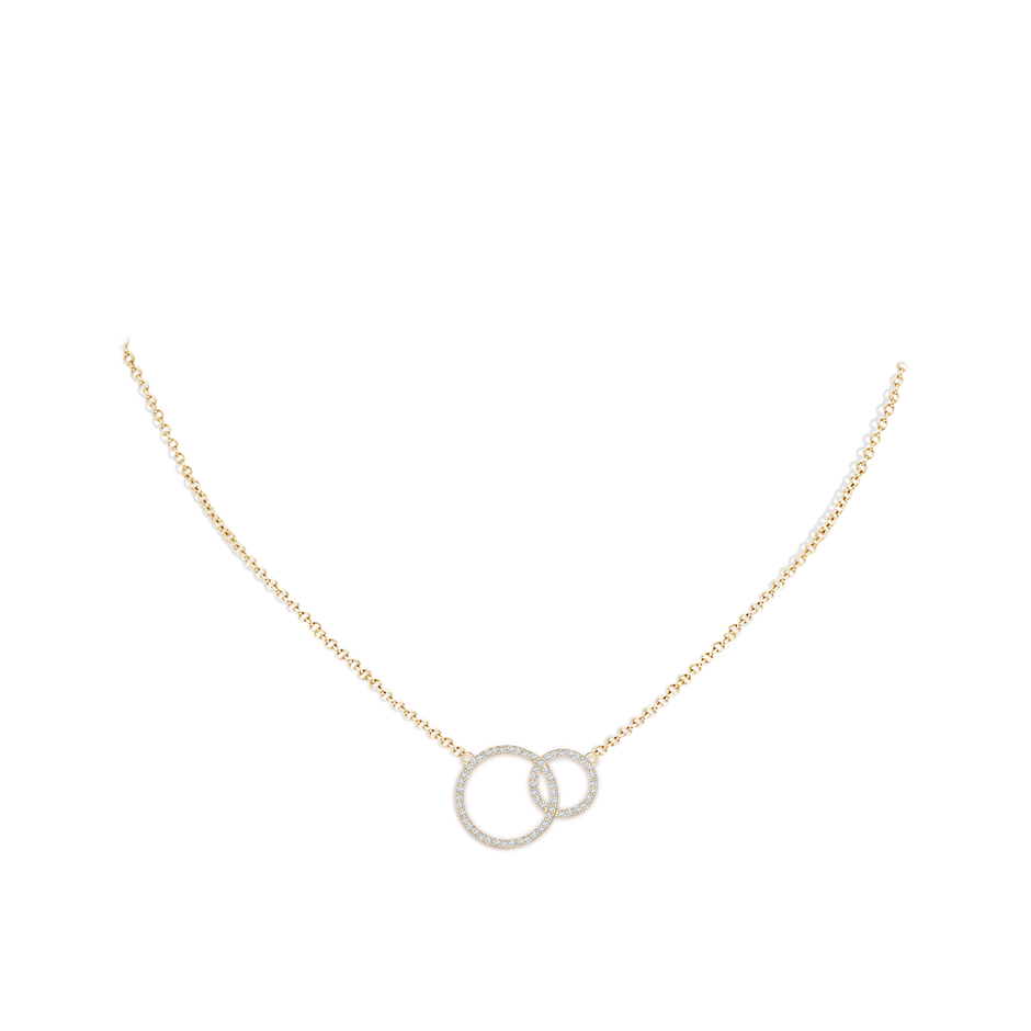 1mm GVS2 Diamond Encrusted Interlocking Circle Necklace in Yellow Gold pen