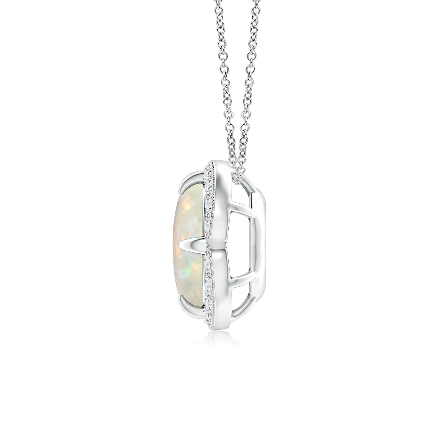 AAA - Opal / 0.88 CT / 14 KT White Gold