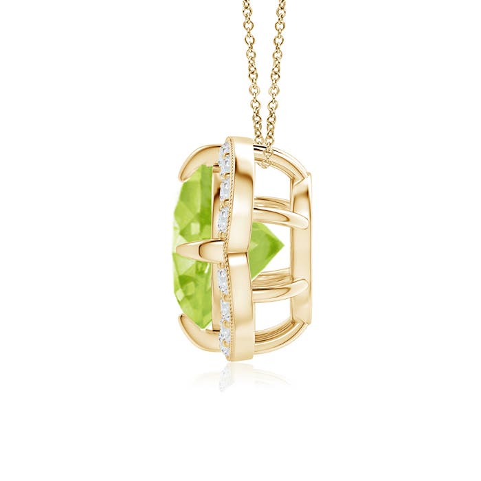 AA - Peridot / 2.16 CT / 14 KT Yellow Gold