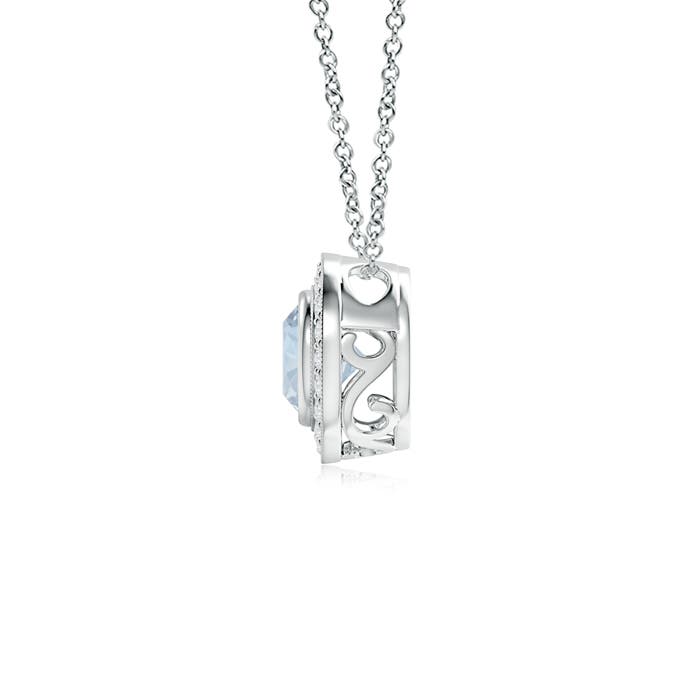 A - Aquamarine / 0.88 CT / 14 KT White Gold