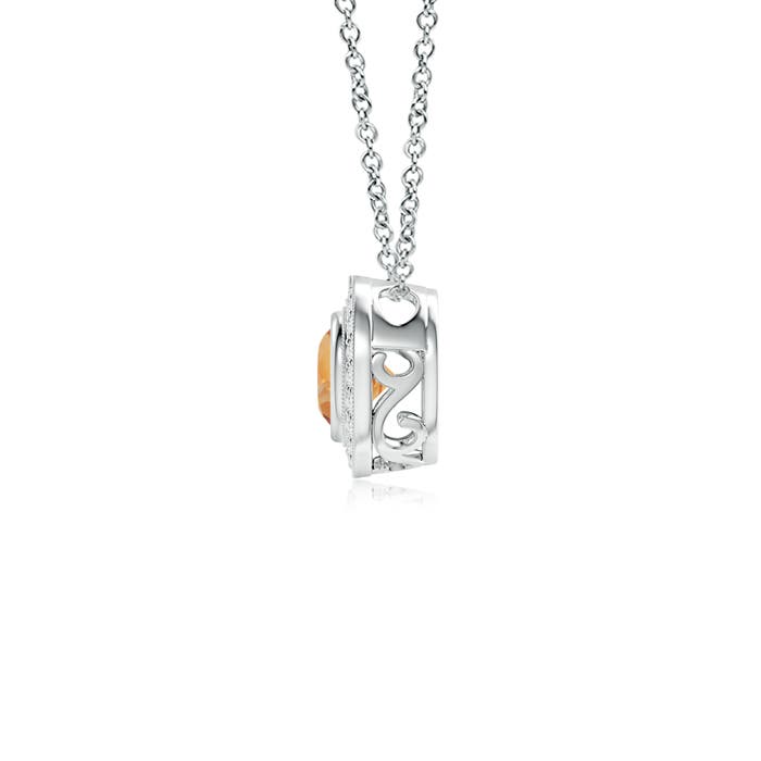 AA - Citrine / 0.57 CT / 14 KT White Gold