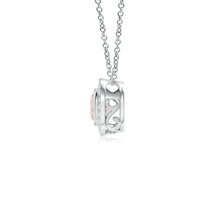 AA - Morganite / 0.54 CT / 14 KT White Gold