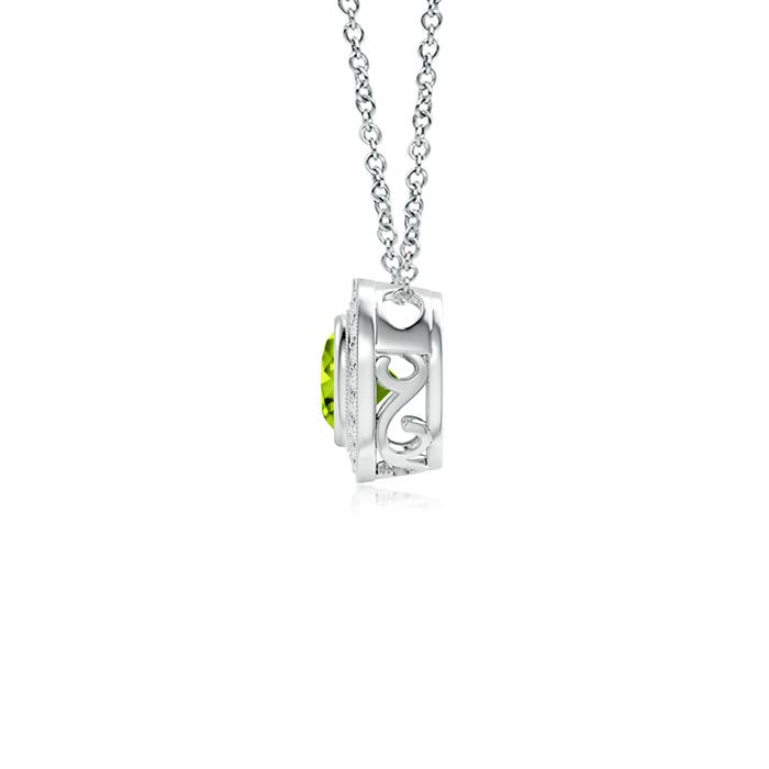 AAAA - Peridot / 0.67 CT / 14 KT White Gold