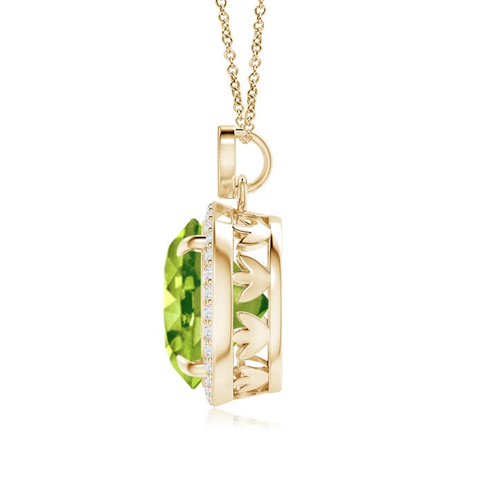 AAA - Peridot / 5.8 CT / 14 KT Yellow Gold