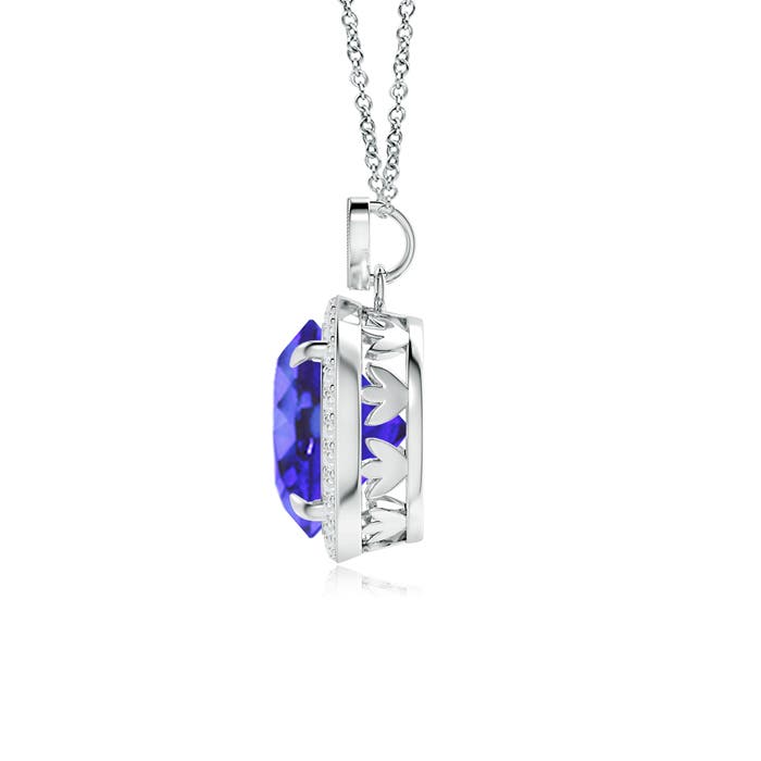 AA - Tanzanite / 3.7 CT / 14 KT White Gold