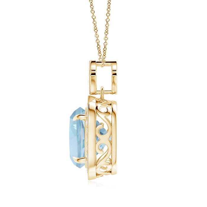 AA - Aquamarine / 3.77 CT / 14 KT Yellow Gold