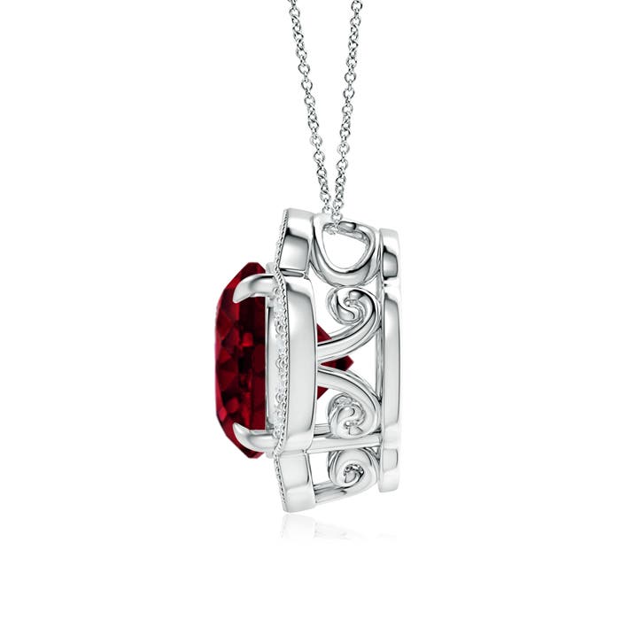 A - Garnet / 4.79 CT / 14 KT White Gold