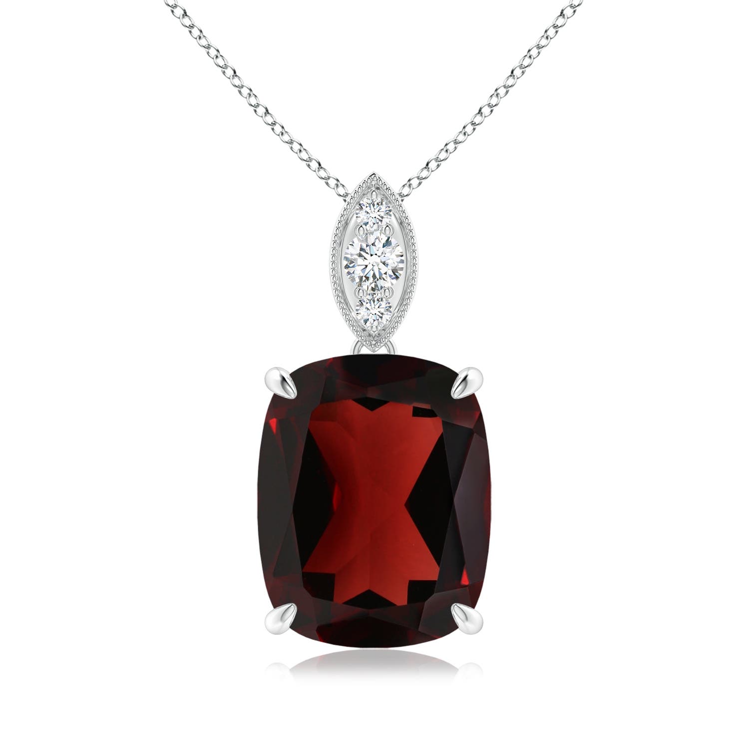 AA - Garnet / 4.57 CT / 14 KT White Gold