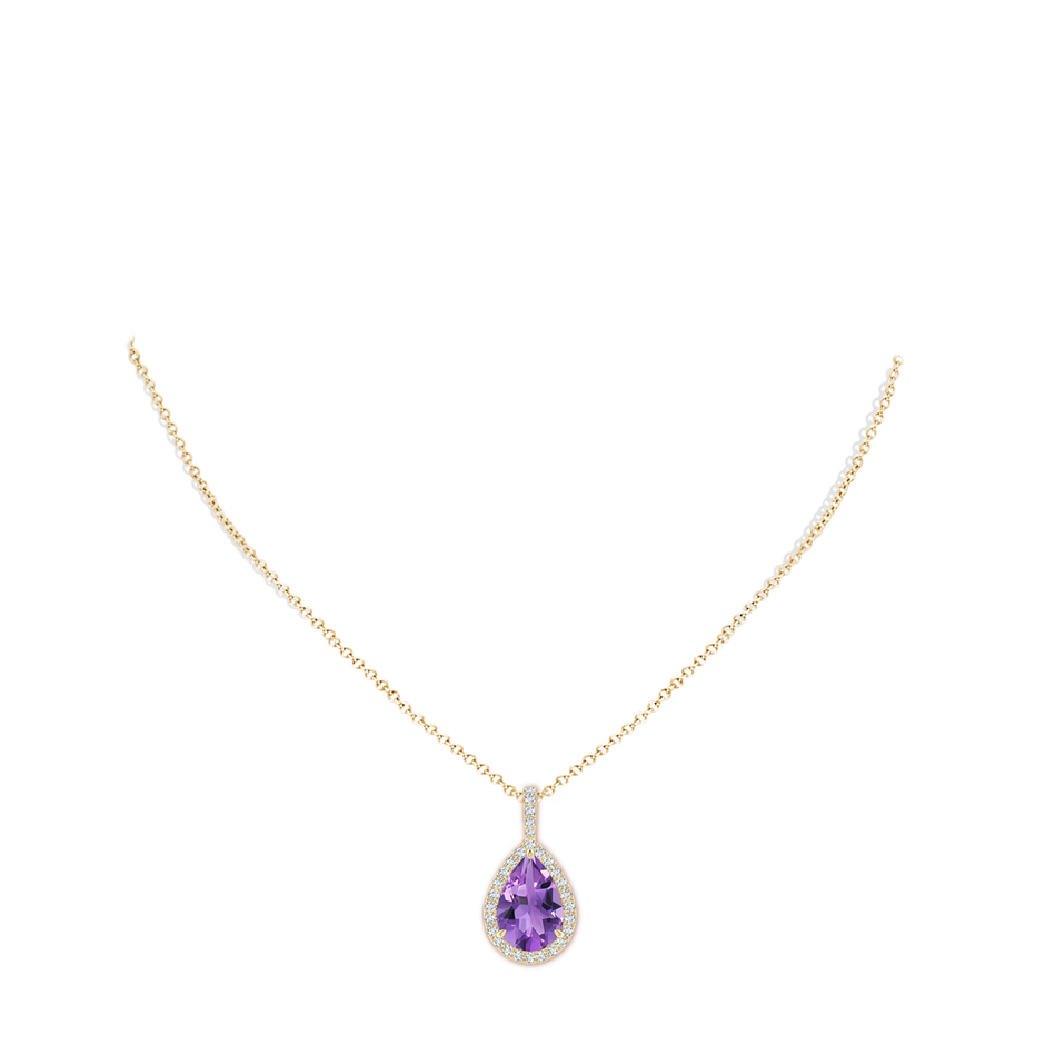 15x10mm AA Claw-Set Amethyst Teardrop Halo Pendant in Yellow Gold pen