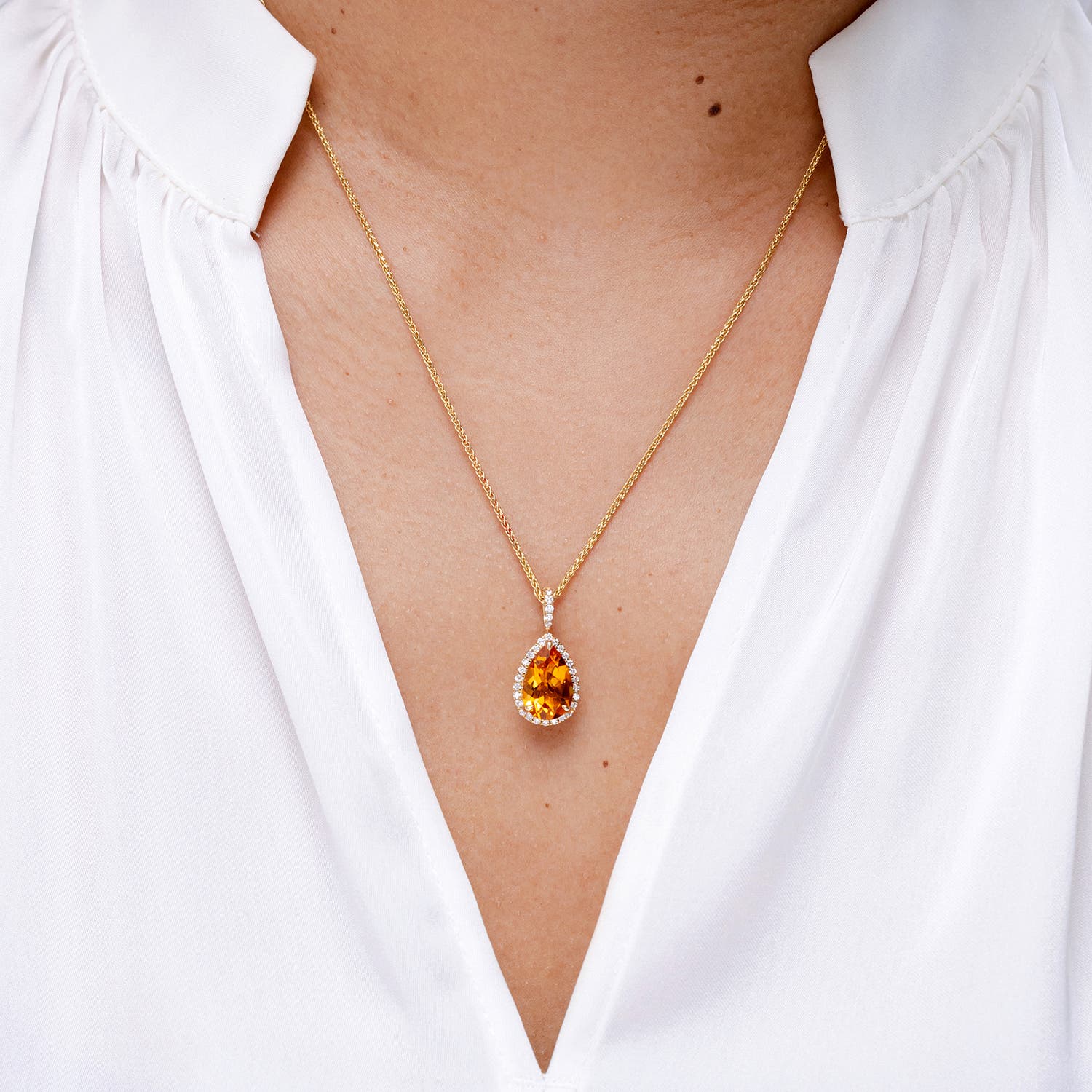 A - Citrine / 1.15 CT / 14 KT Yellow Gold