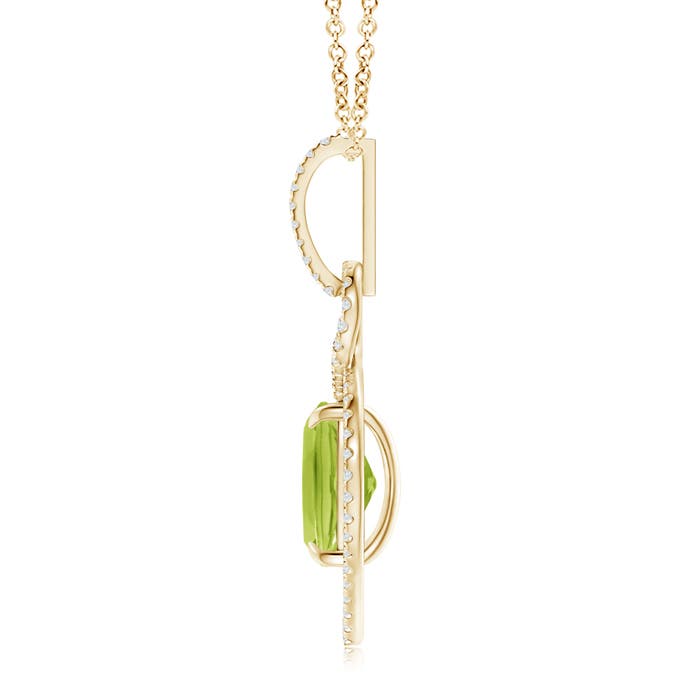 AA - Peridot / 3.2 CT / 14 KT Yellow Gold