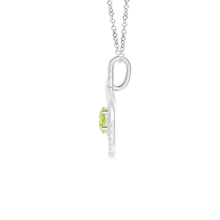 A - Peridot / 0.75 CT / 14 KT White Gold