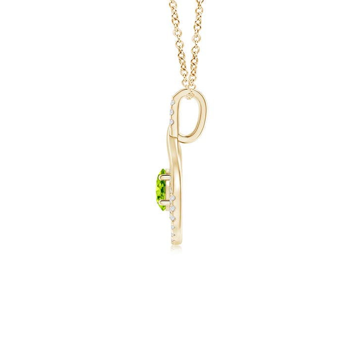 AAA - Peridot / 0.75 CT / 14 KT Yellow Gold