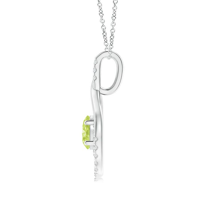 A - Peridot / 1.83 CT / 14 KT White Gold