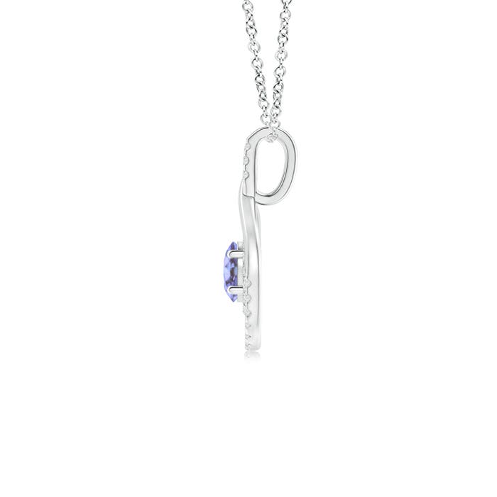 AA - Tanzanite / 0.7 CT / 14 KT White Gold