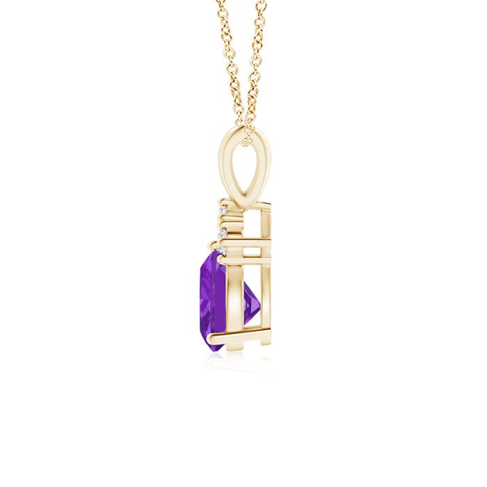 AA - Amethyst / 0.76 CT / 14 KT Yellow Gold