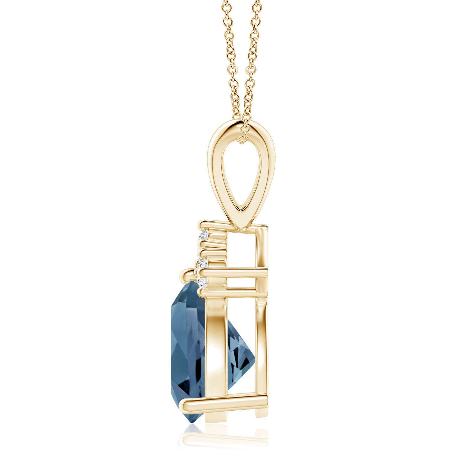 A - London Blue Topaz / 2.29 CT / 14 KT Yellow Gold