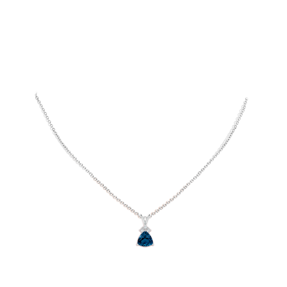 8mm AAAA  Trillion London Blue Topaz Pendant with Trio Diamonds in White Gold body-neck