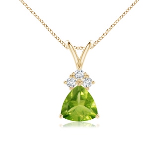 6mm AAA Trillion Peridot Solitaire Pendant with Trio Diamonds in Yellow Gold