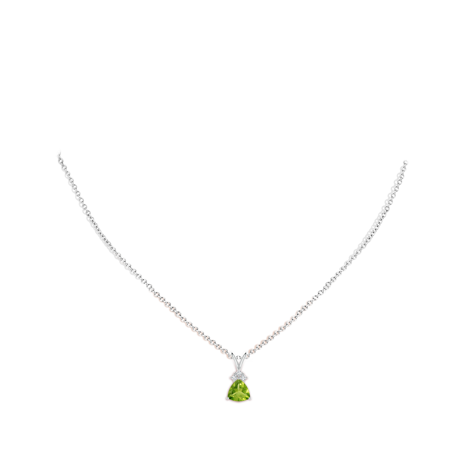 7mm AAA Trillion Peridot Solitaire Pendant with Trio Diamonds in White Gold body-neck