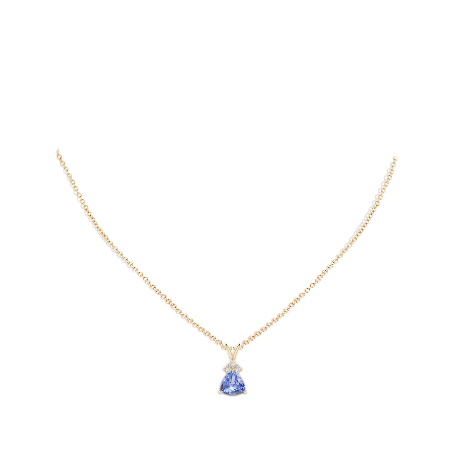 8mm A Trillion Tanzanite Solitaire Pendant with Trio Diamonds in Yellow Gold body-neck