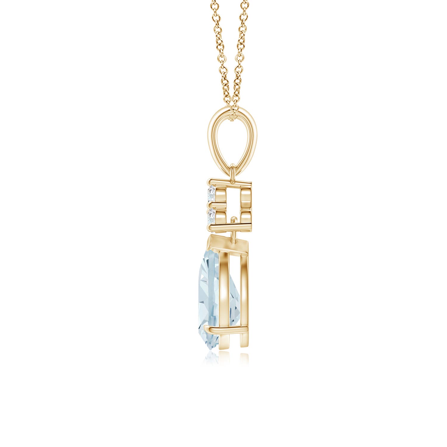 A - Aquamarine / 0.93 CT / 14 KT Yellow Gold