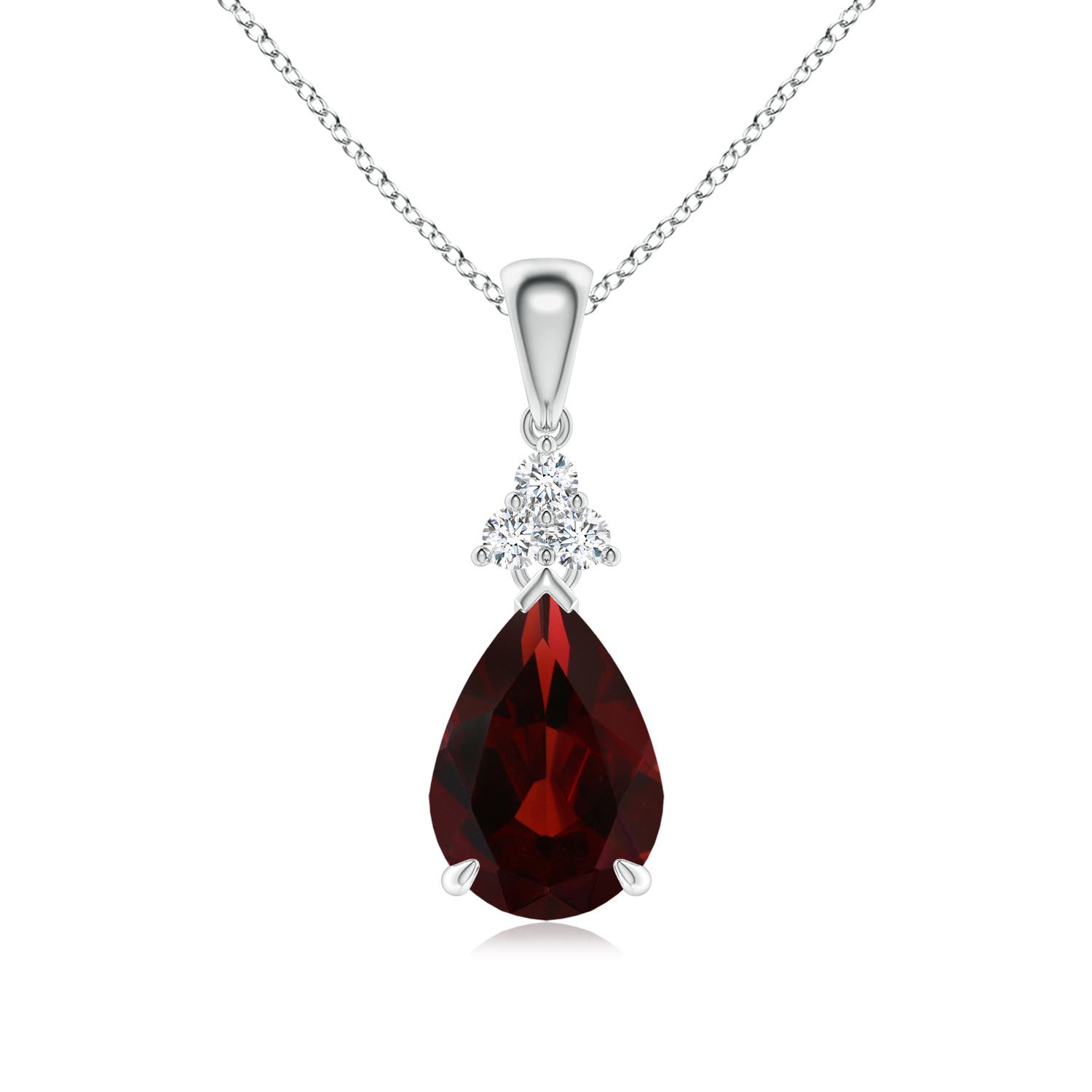 AA - Garnet / 2.19 CT / 14 KT White Gold