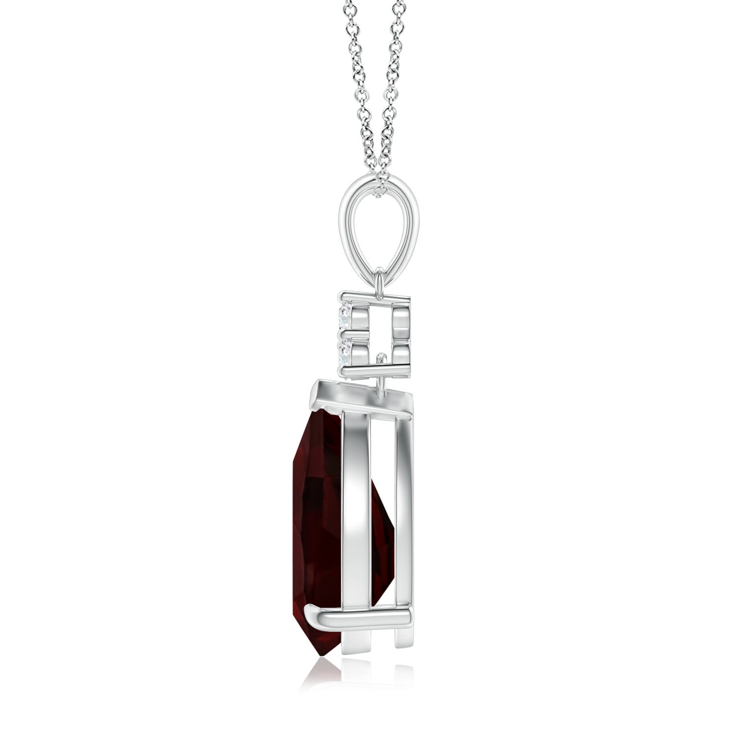 A - Garnet / 3.61 CT / 14 KT White Gold