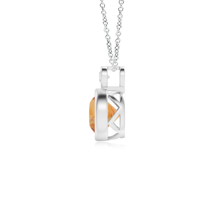 AA - Citrine / 0.74 CT / 14 KT White Gold