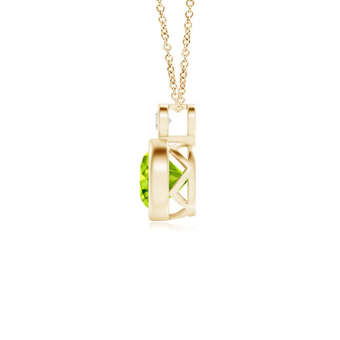 AAA - Peridot / 0.99 CT / 14 KT Yellow Gold