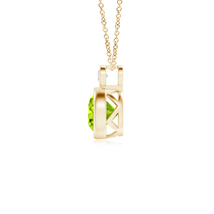 6mm AAA Bezel-Set Peridot Solitaire Pendant with Diamond in Yellow Gold Product Image