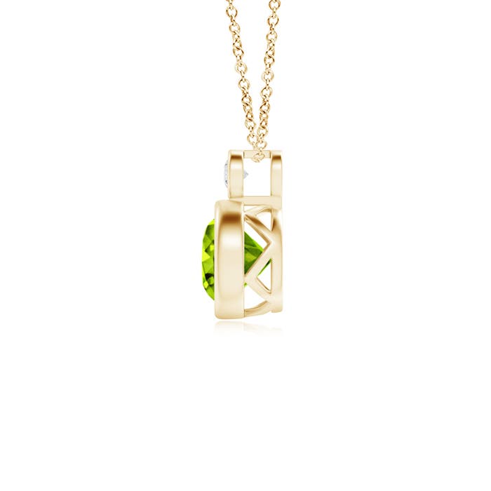 AAAA - Peridot / 0.99 CT / 14 KT Yellow Gold