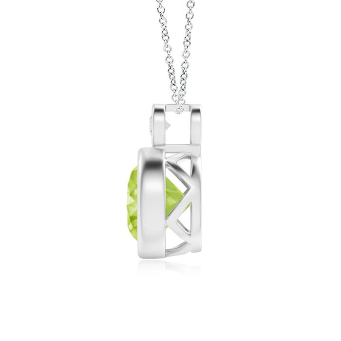 AA - Peridot / 2.07 CT / 14 KT White Gold