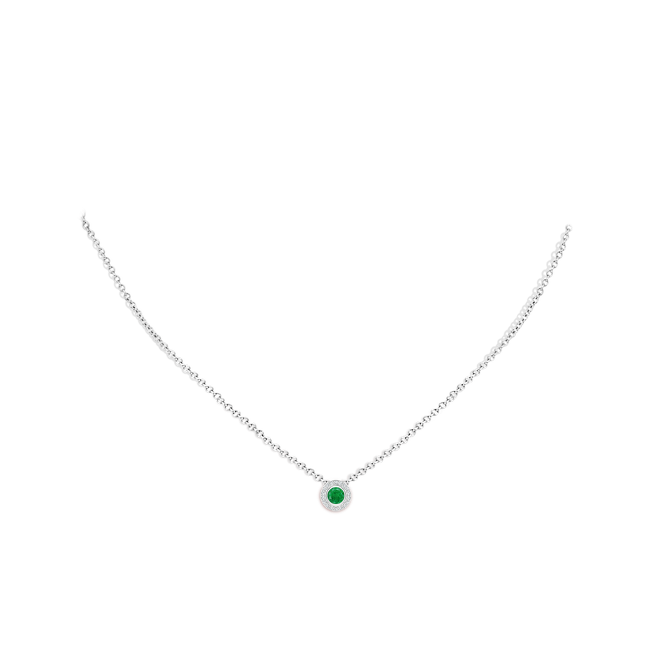 4mm AA Round Bezel-Set Emerald Pendant with Diamond Halo in P950 Platinum pen