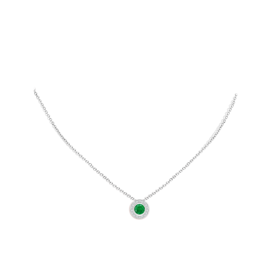6mm AA Round Bezel-Set Emerald Pendant with Diamond Halo in White Gold pen