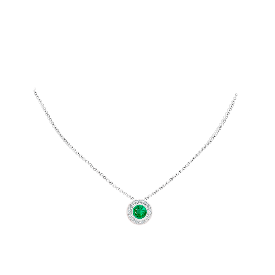 8mm AAA Round Bezel-Set Emerald Pendant with Diamond Halo in P950 Platinum pen