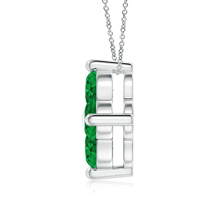 3mm AAAA Classic Round Emerald Clover Pendant in White Gold Product Image