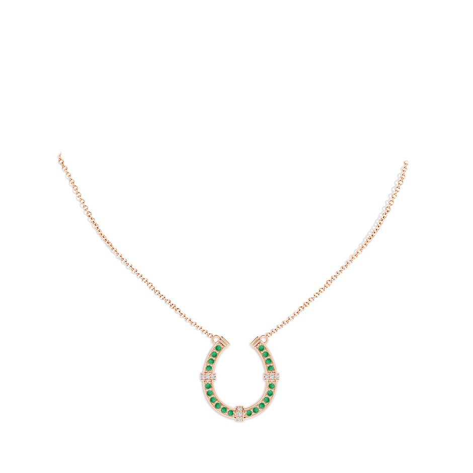 1.3mm A Pave-Set Emerald and Diamond Horseshoe Pendant Necklace in Rose Gold pen