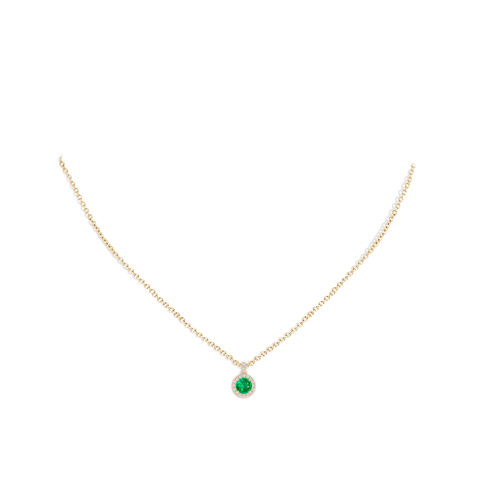 5mm AAA Round Emerald Dangle Pendant with Diamond Halo in Yellow Gold pen