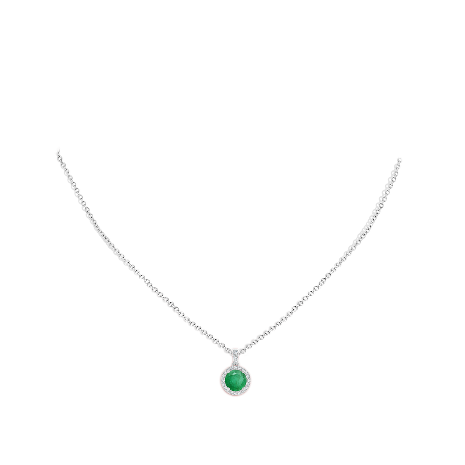 7mm A Round Emerald Dangle Pendant with Diamond Halo in P950 Platinum pen