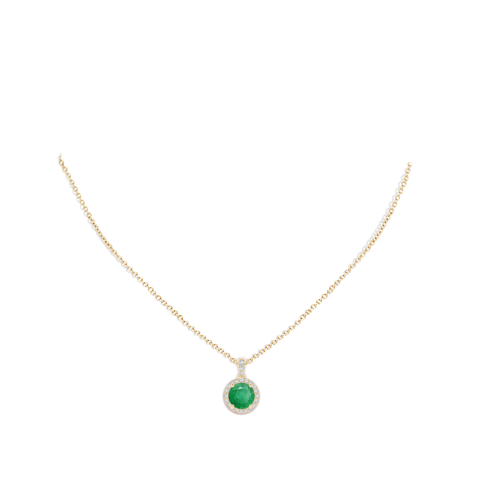 8mm A Round Emerald Dangle Pendant with Diamond Halo in Yellow Gold pen