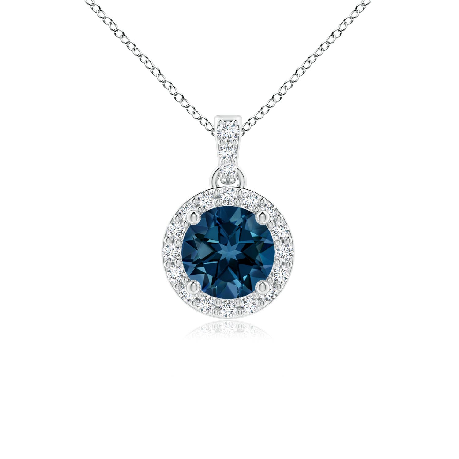 AAAA - London Blue Topaz / 0.7 CT / 14 KT White Gold