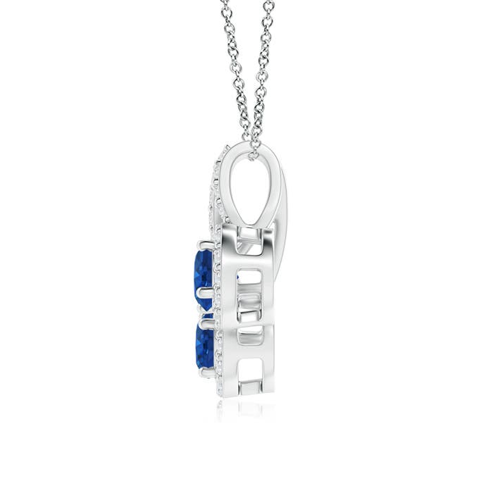 AAA - Blue Sapphire / 0.67 CT / 14 KT White Gold