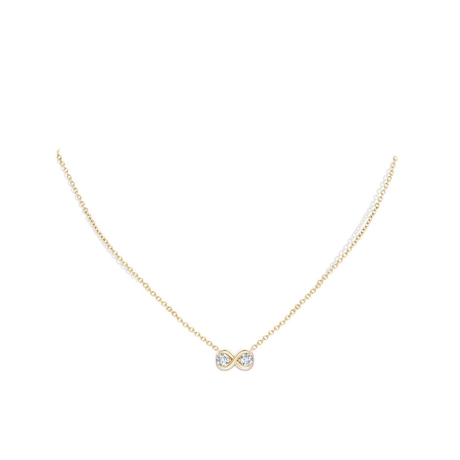 4.1mm GVS2 Double Diamond Infinity Pendant Necklace in Yellow Gold body-neck