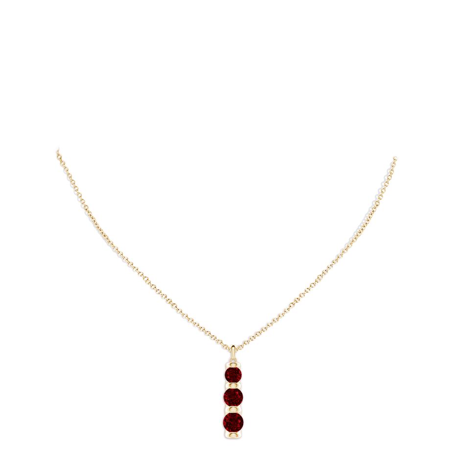7mm AAAA Three Stone Round Ruby Journey Pendant in Yellow Gold pen